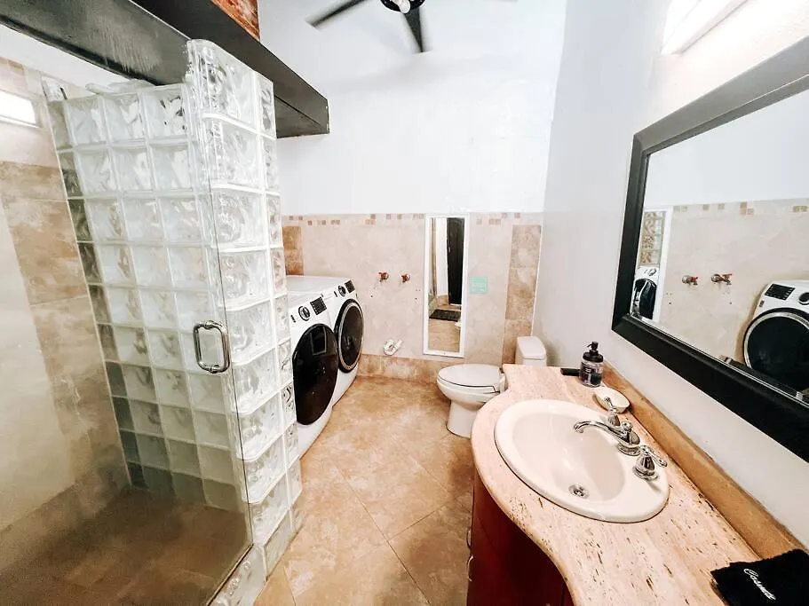 Tanca 255 Spacious Colonial House @ Old San Juan Lejlighed